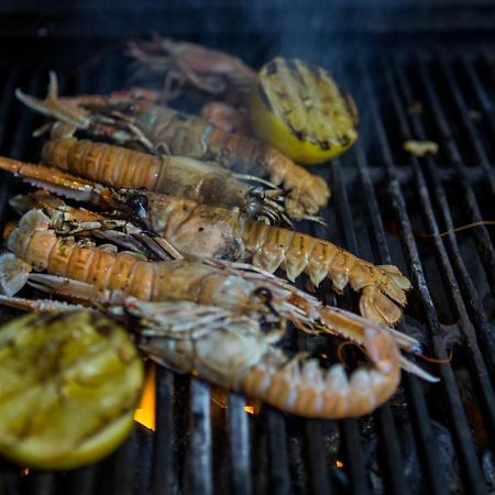 Quinlan & Cooke Boutique Townhouse And Qcs Seafood Restaurant Hotel Cahersiveen Ngoại thất bức ảnh