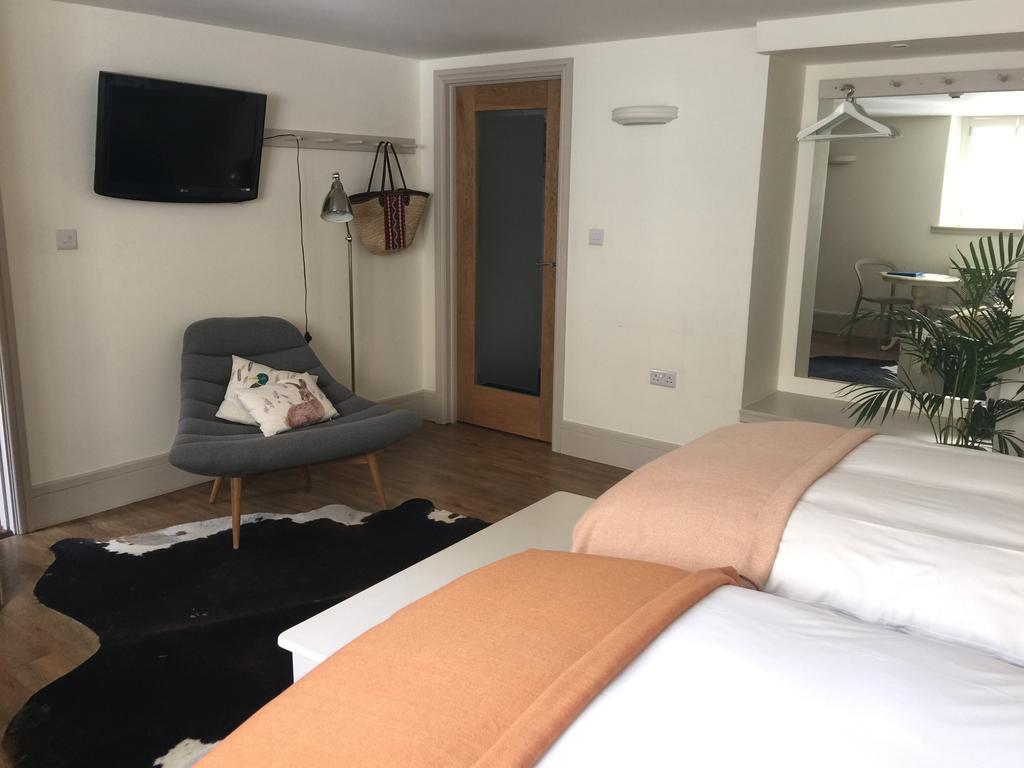 Quinlan & Cooke Boutique Townhouse And Qcs Seafood Restaurant Hotel Cahersiveen Ngoại thất bức ảnh
